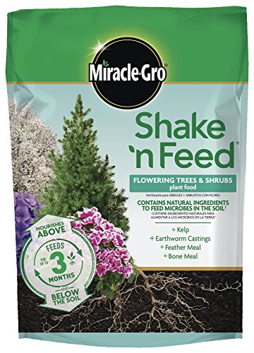 MiracleGro Shake N Feed Flowering Trees and Shrubs Continuous Release Plant Food 8 lb