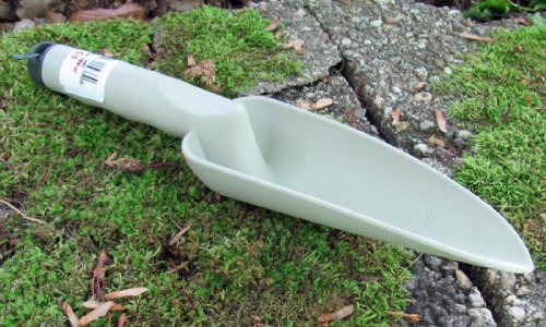 Marchioro Tata Beige Handheld Gardening Shovel Each Measures Approximately 75 Length