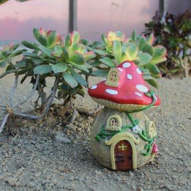 Fairy Garden Miniature Mushroom House Statute