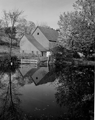 USA Vermont Pomfret Farm house by pond Poster Print 24 x 36