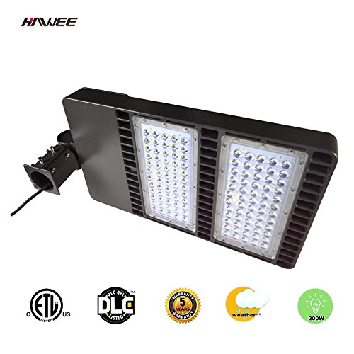 HAWEE Outdoor 200W LED flood Light 22000lm at 5000K Commercial and Industrial Grade 140Â°Beam Angle IP65 ETL&DLC Listed for Patio Parking lot Storage Yards Service Roads and Building Perimeters