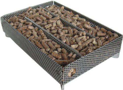 A-MAZE-N Amazen Pellet Smoker with Pitmasters Choice Pellets 5 L x 8 W