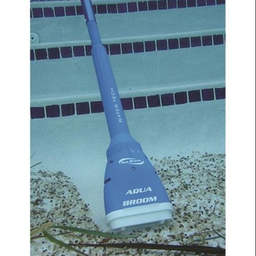 Water Tech Pool Blaster Aqua Broom Spa Cleaner Battery Vacuum W/ Telescopic Pole