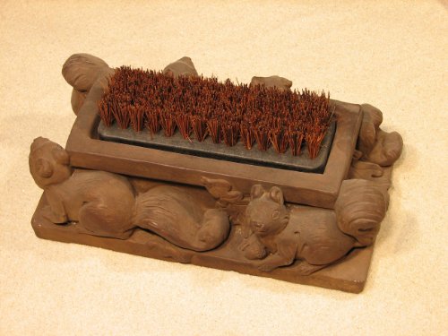 SQUIRREL BOOT BRUSH Concrete BURNT ORANGE STAIN 125 CAST CEMENT Outdoor GARDEN Shoe Scraper