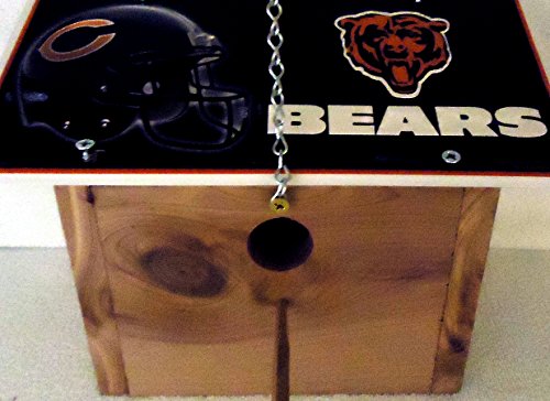 1  Titmouse Bird House With A  Chicago Bears Metal Sign Roof 125in Openingwithperchwithchain11b15b36