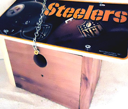 1 Titmouse Bird House With A  Pittsburgh Steelers  Metal Sign Roof125in Openingwithchain11b8b30