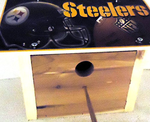 1 Titmouse Bird House With A  Pittsburgh Steelers  Metal Sign Roof125in Openingwithperch11b8b30