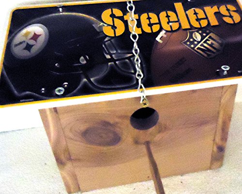 1 Titmouse Bird House With A  Pittsburgh Steelers  Metal Sign Roof125in Openingwithperchwithchain