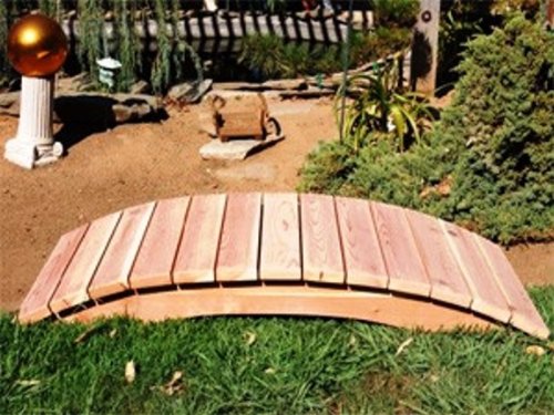 Emerson Redwood Garden Bridge Size - 6 feet