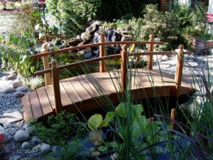 Whitehead Redwood Garden Bridge Size - 8 feet