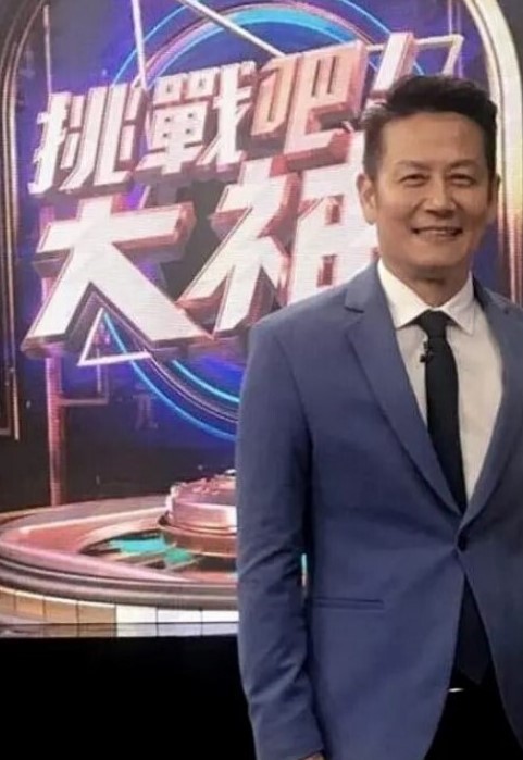 淑怡平面模特的沦陷_在姐姐眼皮下和姐夫偷情 - 一点即播