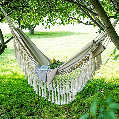 Boho Hammock with Elegant Tassels Durable Garden Hammocks Deluxe Macrame Fringe Portable Hammock for Patio Bedroom Backyard Beach Wedding Decor Outdoor and Indoor Up to 450Lbs Beige